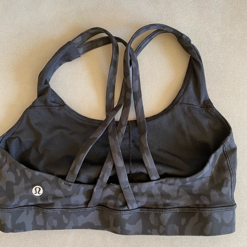 NWOT. Lululemon Energy Bra (w/soul cycle)